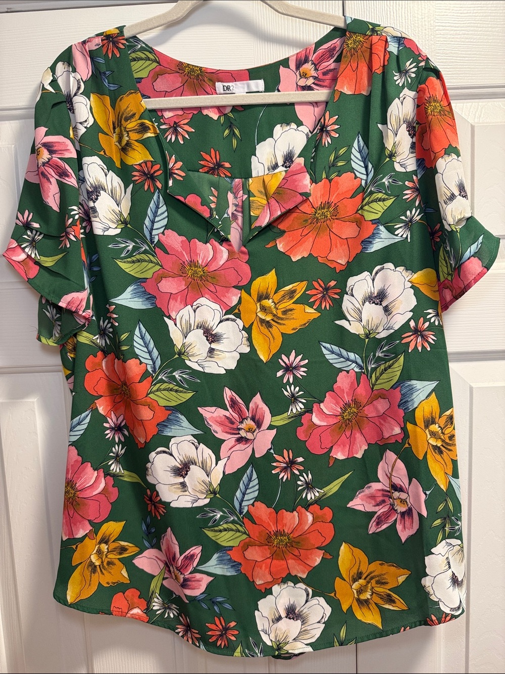DR2 Green Floral V-Neck Short Sleeve Blouse